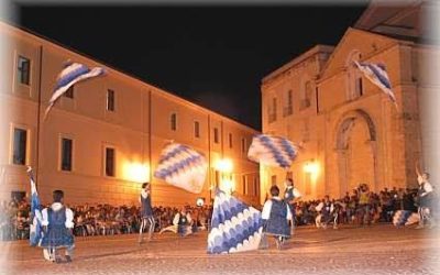 Presentazione nuove bandiere dei Canneti. Sabato 25 maggio a Porta Nuova per Il Bianco e l’Azzurro