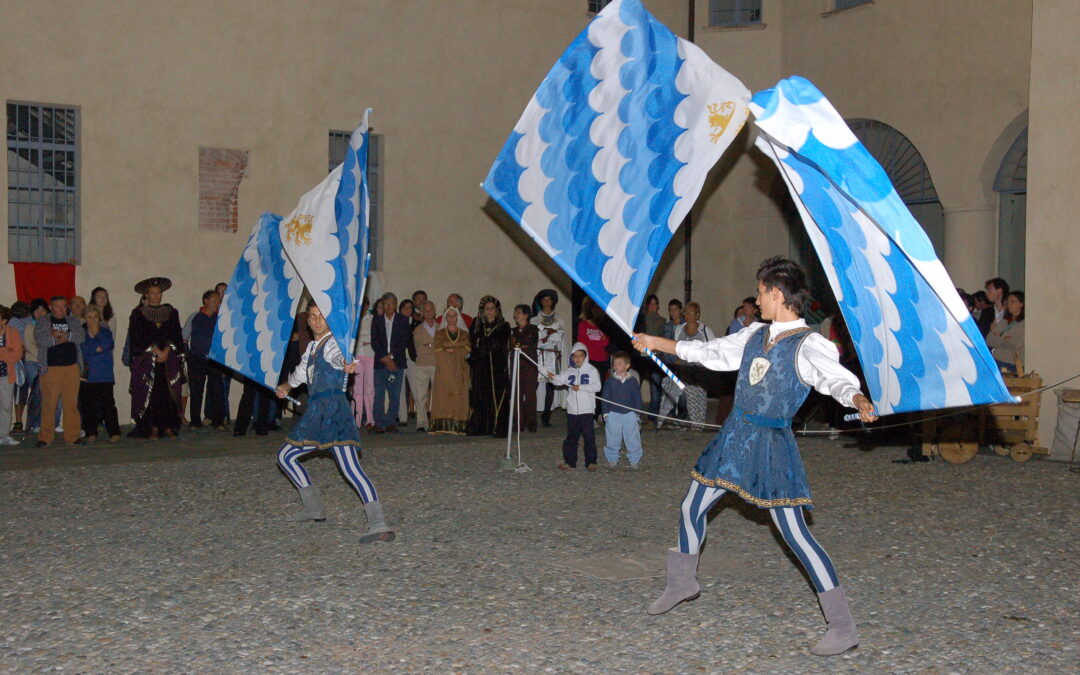 Canneti alla Rievocazione storica di Saluzzo. La fotogallery dell’esibizione biancazzurra del 2009