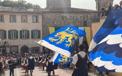 Canneti da applausi alla Maggiolata Lucignanese 2022. Fotogallery e video di una domenica biancazzurra da ricordare