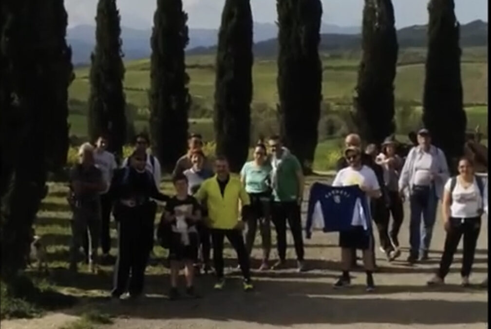 Camminata cannetina del 25 aprile: cipressini e Val d’Orcia, le immagini dal drone biancazzurro
